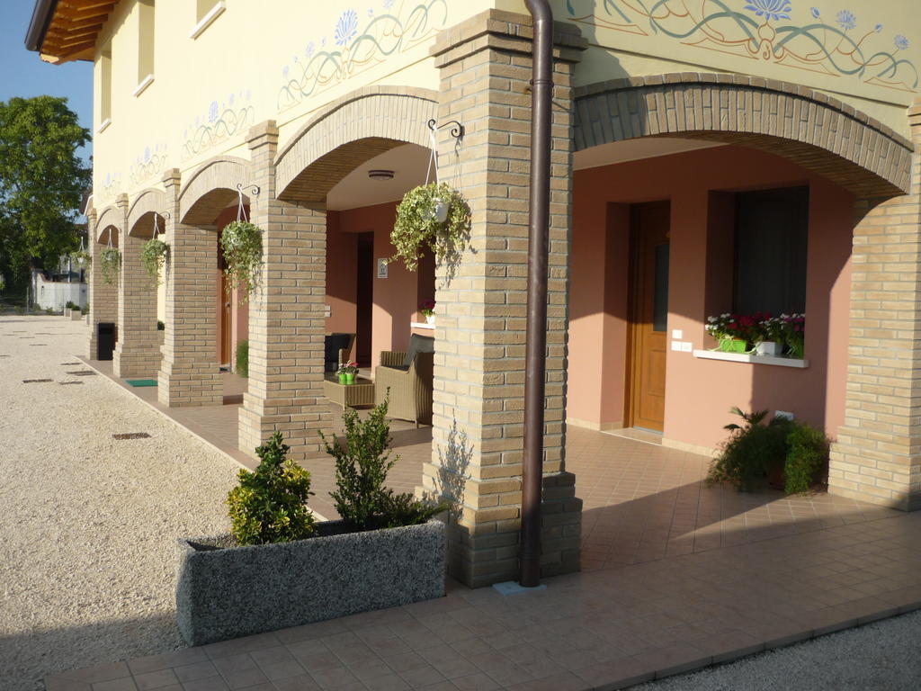 Agriturismo Ai Laghi Pocenia Luaran gambar