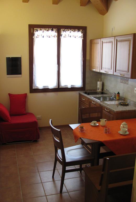 Agriturismo Ai Laghi Pocenia Bilik gambar