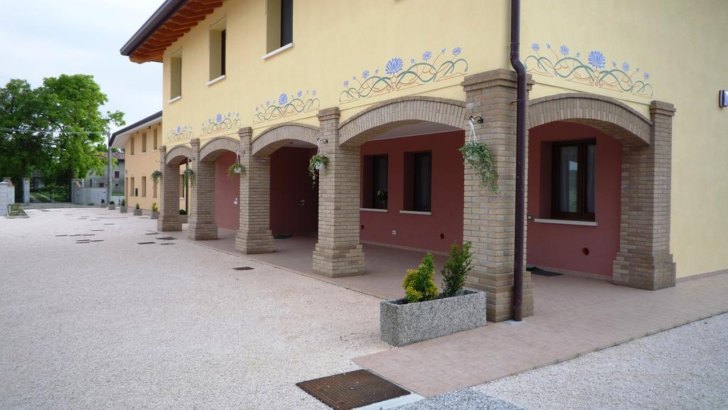 Agriturismo Ai Laghi Pocenia Luaran gambar