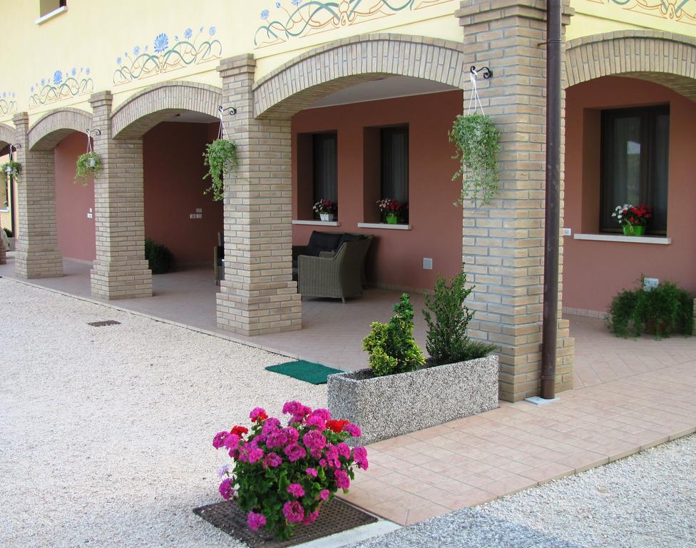 Agriturismo Ai Laghi Pocenia Luaran gambar
