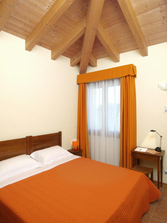 Agriturismo Ai Laghi Pocenia Bilik gambar